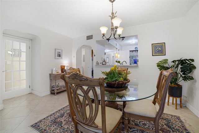 7653 NW 79th Avenue 114, Tamarac, FL 33321