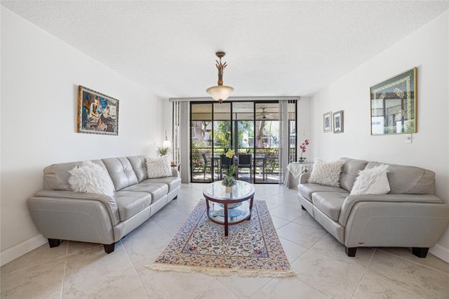 7653 NW 79th Avenue 114, Tamarac, FL 33321