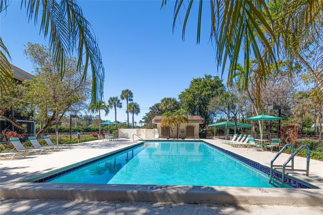 7653 NW 79th Avenue 114, Tamarac, FL 33321