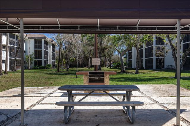 7653 NW 79th Avenue 114, Tamarac, FL 33321