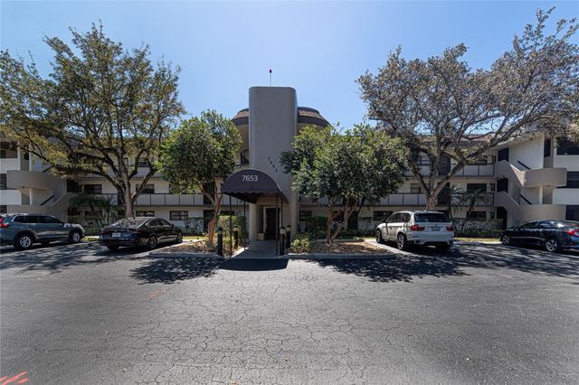 7653 NW 79th Avenue 114, Tamarac, FL 33321