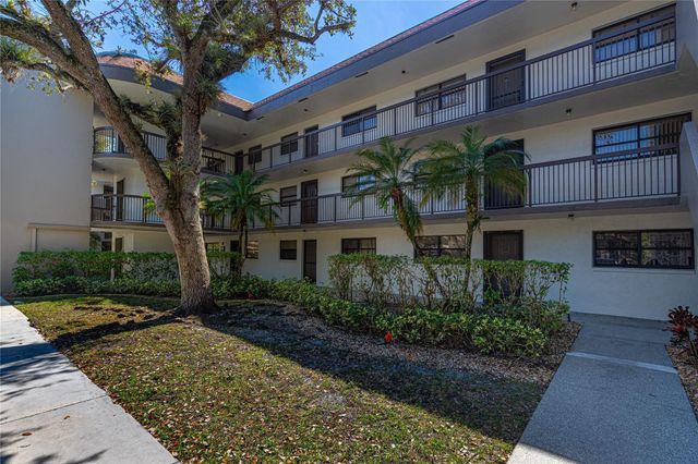 7653 NW 79th Avenue 114, Tamarac, FL 33321