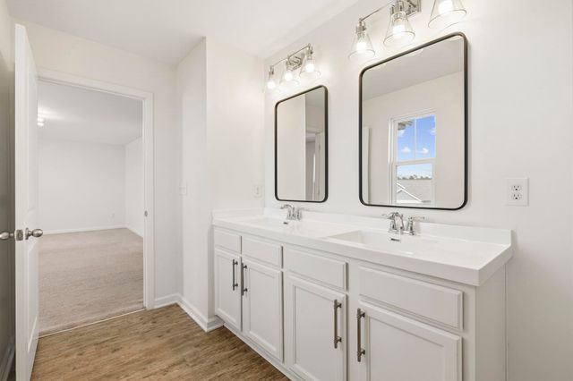 550 Hay Hill Ln., Myrtle Beach, SC 29579