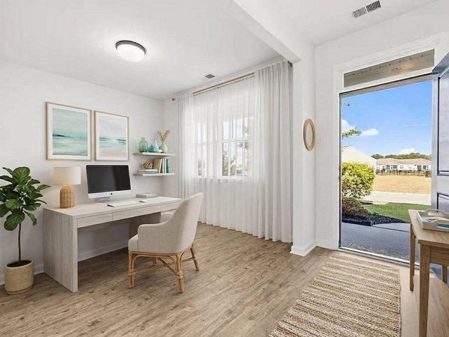 550 Hay Hill Ln., Myrtle Beach, SC 29579