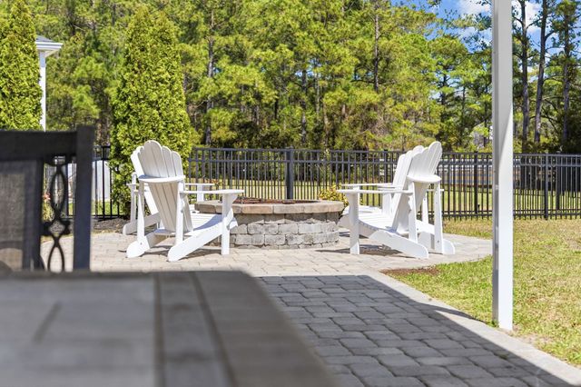 550 Hay Hill Ln., Myrtle Beach, SC 29579