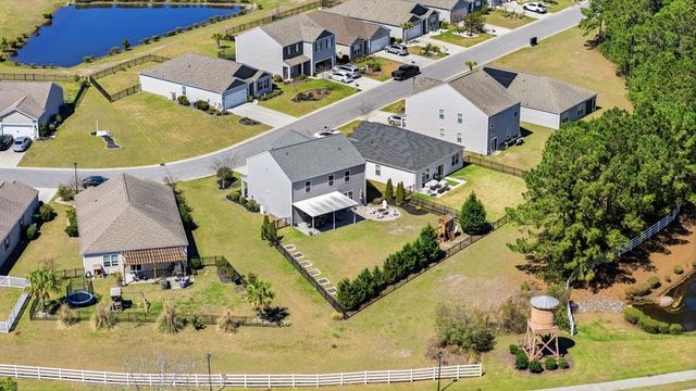 550 Hay Hill Ln., Myrtle Beach, SC 29579