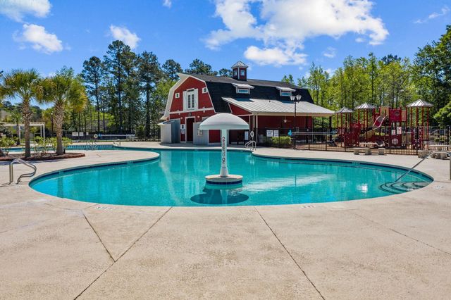 550 Hay Hill Ln., Myrtle Beach, SC 29579