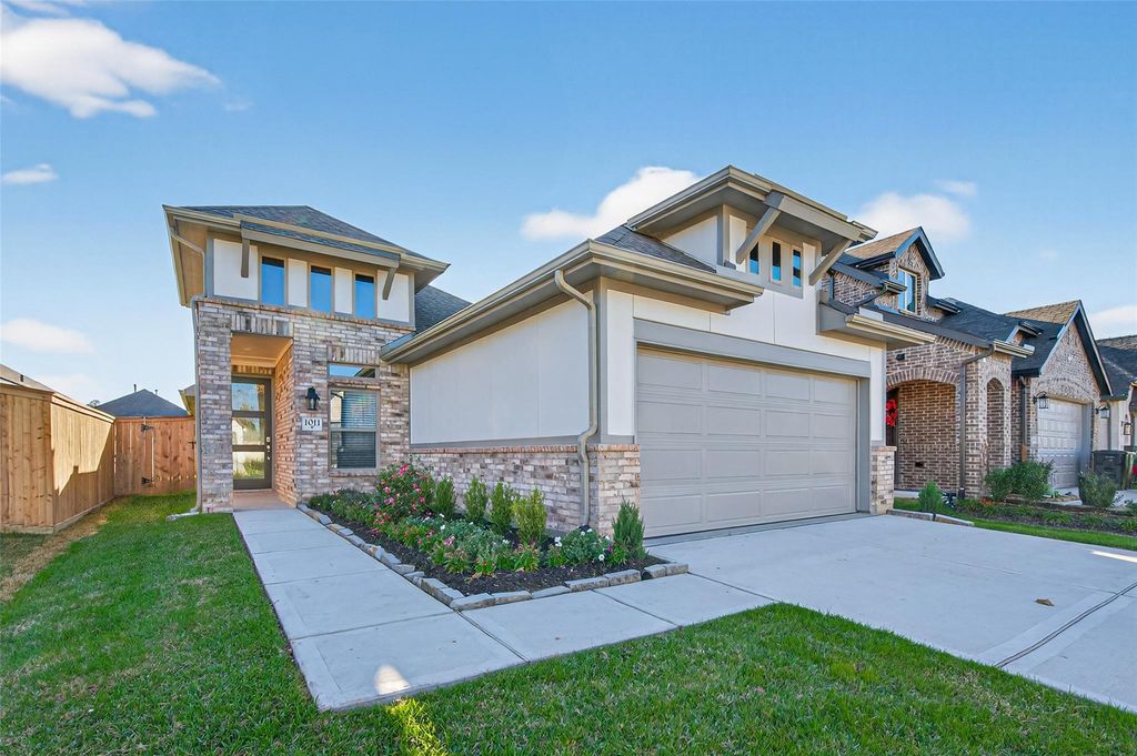 1011 Shoal Creek Trail, Conroe, TX 77304