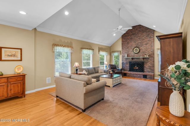 28 Arbor Way, Ocean Twp, NJ 07712