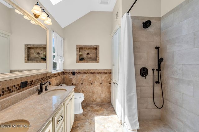 28 Arbor Way, Ocean Twp, NJ 07712