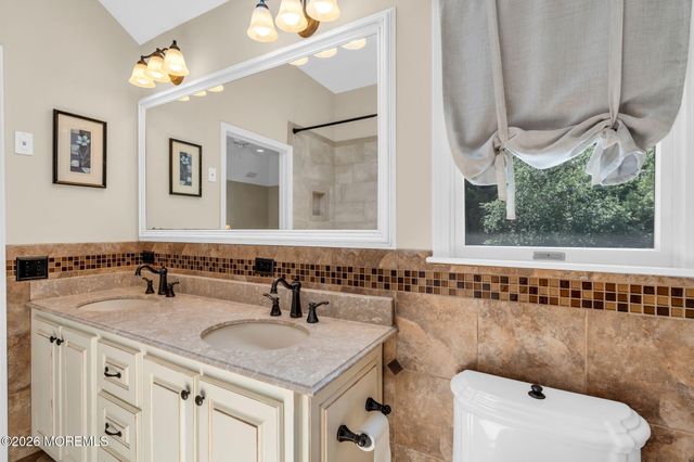 28 Arbor Way, Ocean Twp, NJ 07712