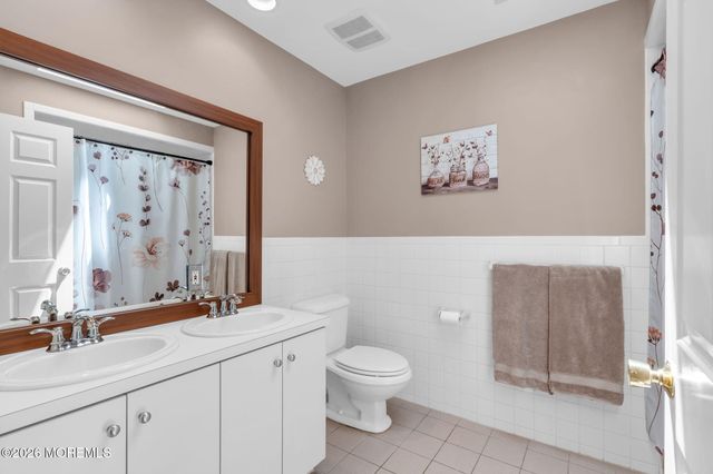 28 Arbor Way, Ocean Twp, NJ 07712