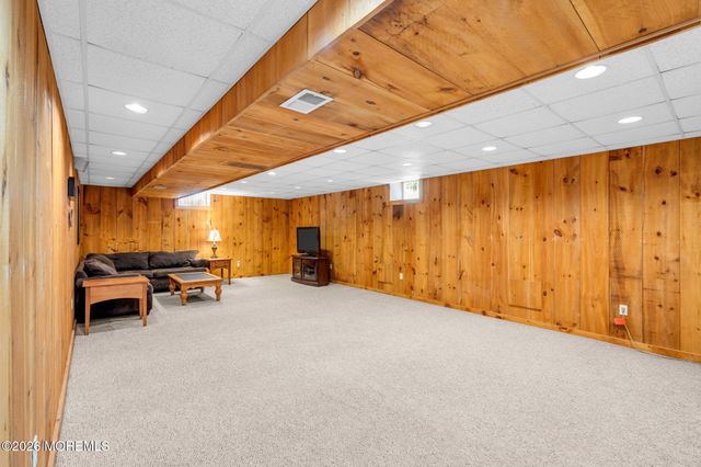 28 Arbor Way, Ocean Twp, NJ 07712