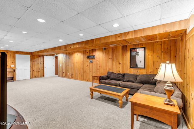 28 Arbor Way, Ocean Twp, NJ 07712