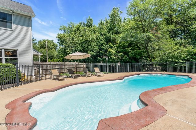 28 Arbor Way, Ocean Twp, NJ 07712