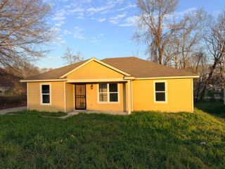 3832 LAKE PARK CV, Memphis, TN 38127