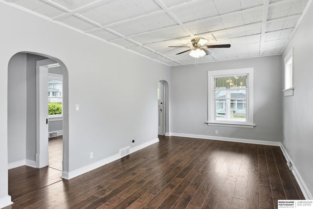 3857 Gold Street, Omaha, NE 68105
