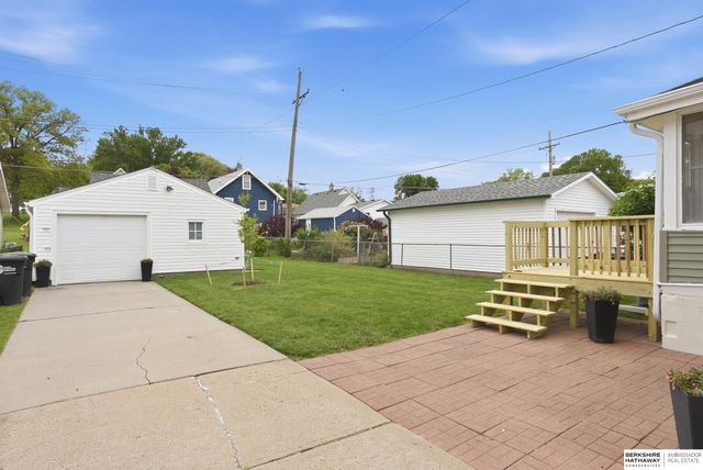 3857 Gold Street, Omaha, NE 68105