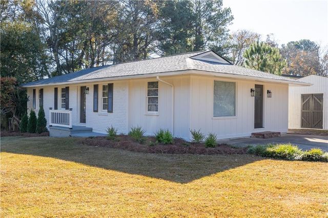 1836 Lochlomand SE Lane, Smyrna, GA 30080