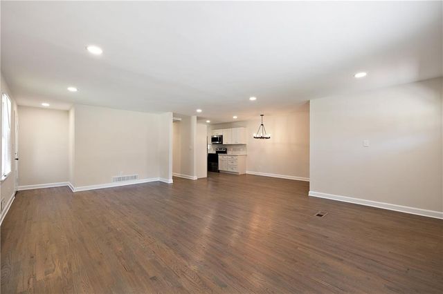 1836 Lochlomand SE Lane, Smyrna, GA 30080