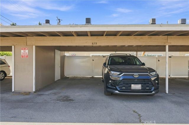 675 E Lee Place, Azusa, CA 91702