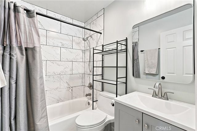 675 E Lee Place, Azusa, CA 91702
