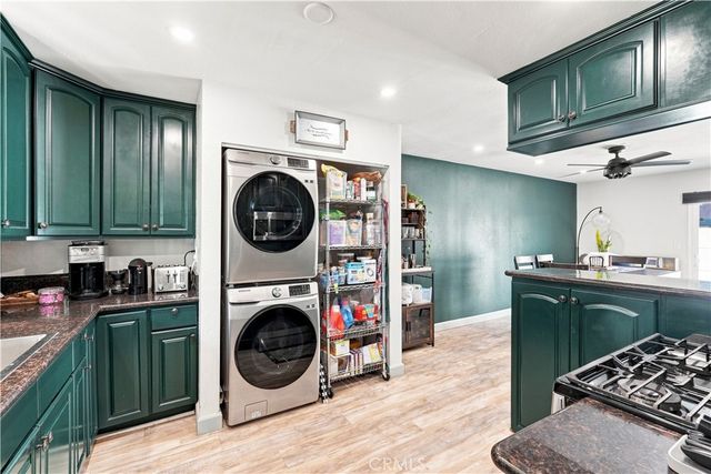 675 E Lee Place, Azusa, CA 91702