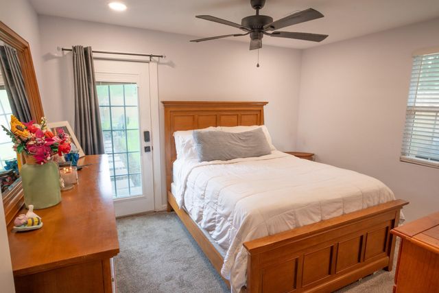 846 S Anderson Street, Angleton, TX 77515