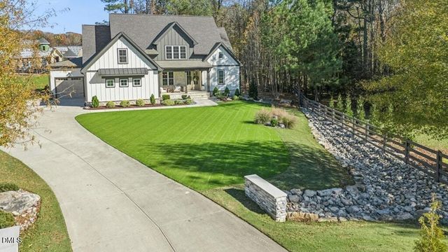 80 Paddocks Court, Zebulon, NC 27597