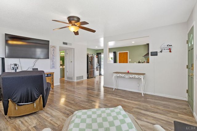 148 Faun Place, Lemoore, CA 93245