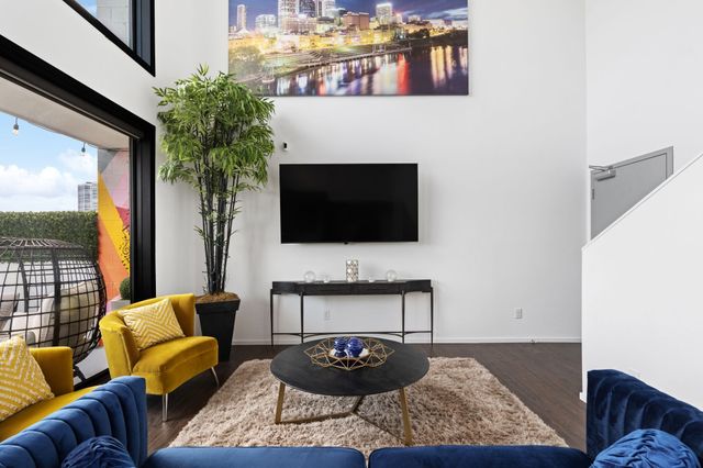 920 South St Apt 320, Nashville, TN 37203