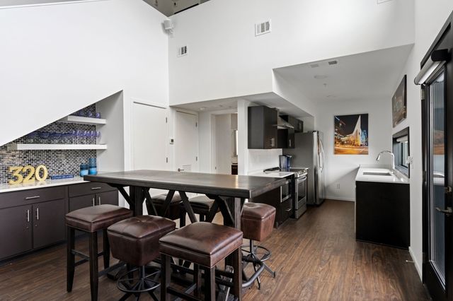 920 South St Apt 320, Nashville, TN 37203