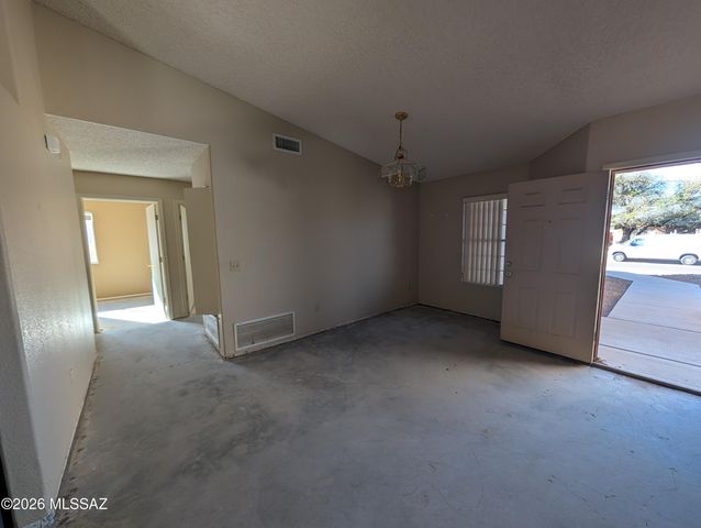 7875 S Danforth Avenue, Tucson, AZ 85747