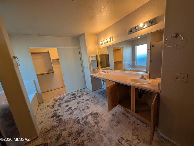 7875 S Danforth Avenue, Tucson, AZ 85747