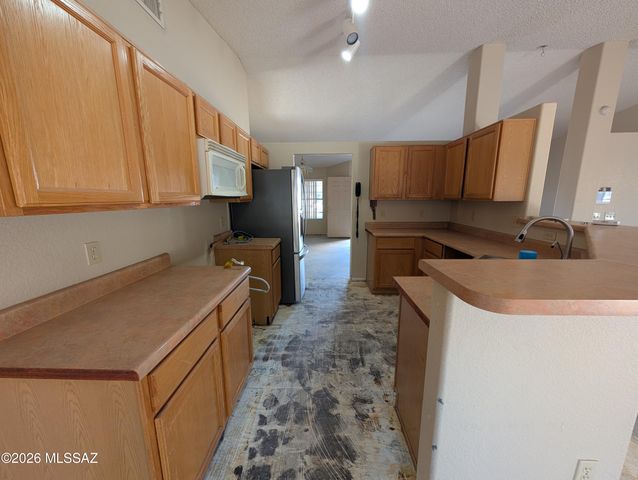 7875 S Danforth Avenue, Tucson, AZ 85747
