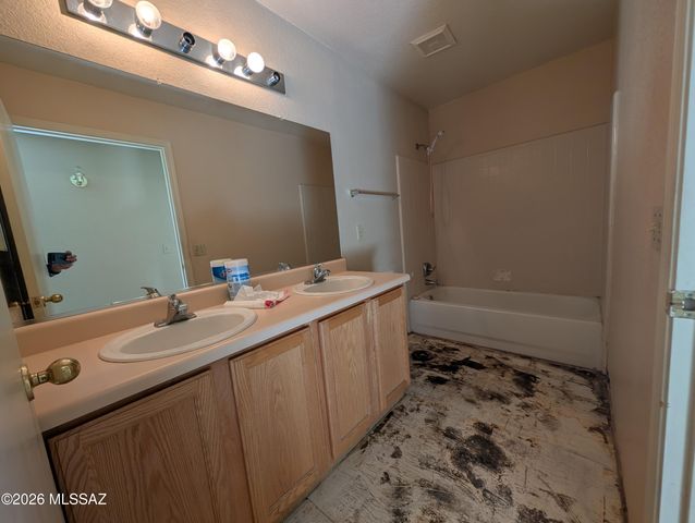 7875 S Danforth Avenue, Tucson, AZ 85747
