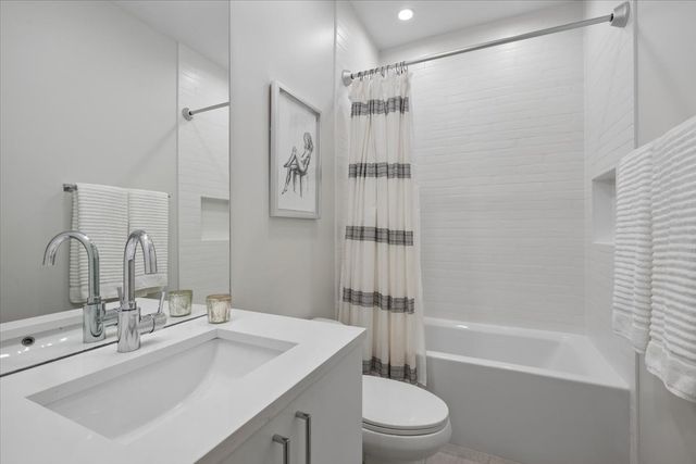 2719 W Haddon Avenue 1, Chicago, IL 60622