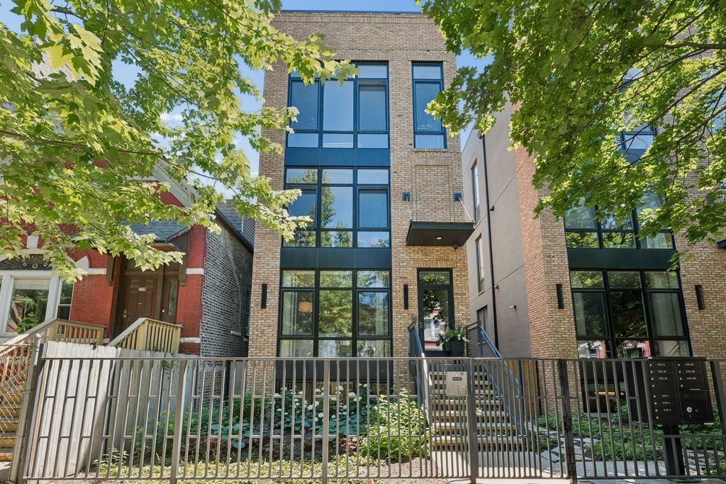 2719 W Haddon Avenue 1, Chicago, IL 60622