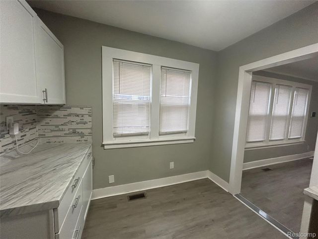 1933 Taylor Street, Detroit, MI 48206