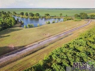 4900 Bueche Rd, Port Allen, LA 70767
