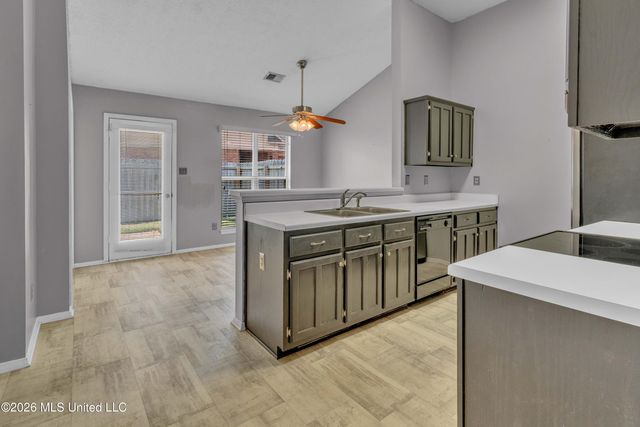 9054 Erie Cove, Olive Branch, MS 38654