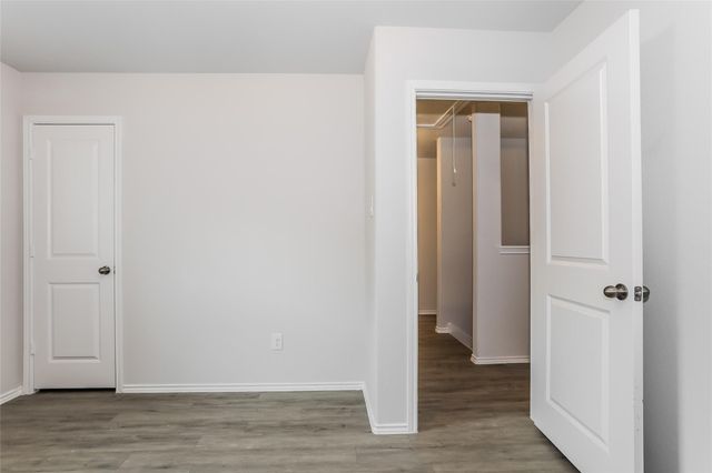 411 Brushback Drive, Huntsville, TX 77320