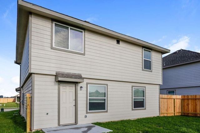 411 Brushback Drive, Huntsville, TX 77320