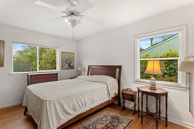 4651 Crestwood Way, Sacramento, CA 95822