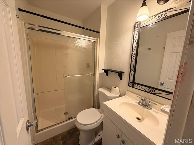 1515 Shadow Lane, St Charles, MO 63303