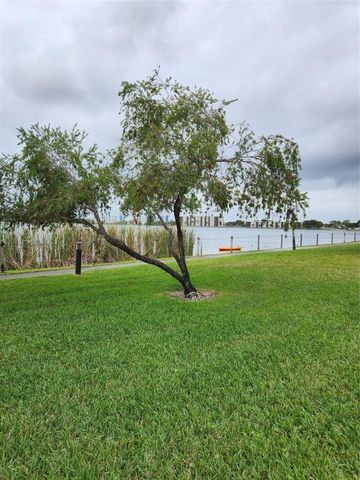 112 Lake Emerald Drive 208, Oakland Park, FL 33309