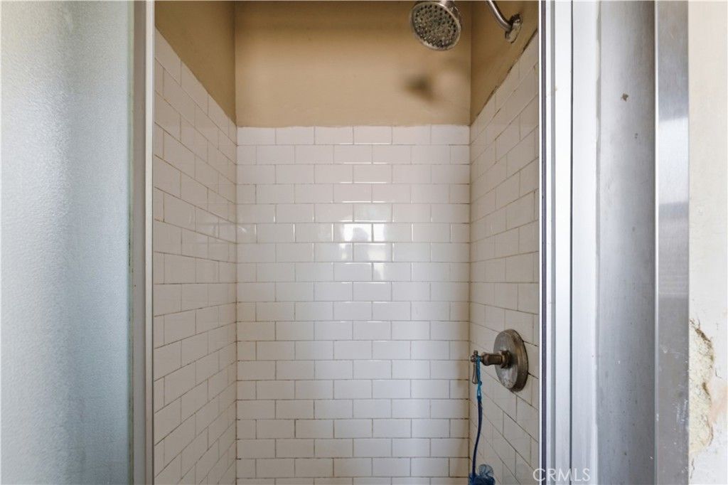 Image 18 of property listing at 13709 Daphne Avenue, Gardena, CA 90249