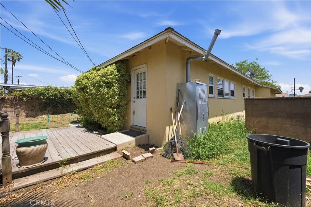 Image 21 of property listing at 13709 Daphne Avenue, Gardena, CA 90249