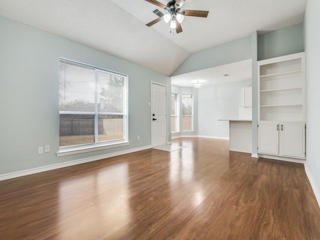 571 Dandelion Drive, Cedar Hill, TX 75104