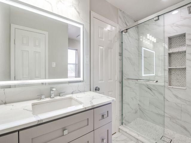 571 Dandelion Drive, Cedar Hill, TX 75104